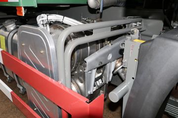 �й����� HOWO-7 380���� 6X4 AMT���ʽ��϶�����ж��ͼƬ