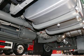 �й����� HOWO-7 380���� 6X4 AMT���ʽ��϶�����ж��ͼƬ