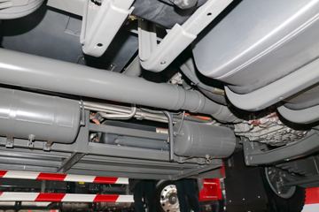 �й����� HOWO-7 380���� 6X4 AMT���ʽ��϶�����ж��ͼƬ