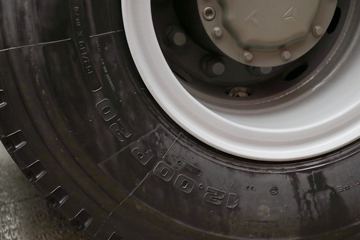 �й����� HOWO-7 380���� 6X4 AMT���ʽ��϶�����ж��ͼƬ