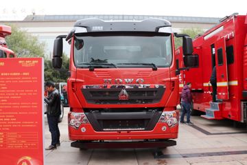 �й�����HOWO G5M 220���� ���������Ῠ����(����)(ZZ1187K521GF1)ͼƬ