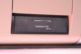 G5M 载货车驾驶室                                               图片
