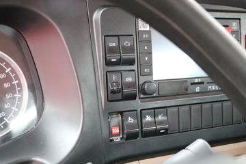 �й�����HOWO G5M 220���� ���������Ῠ����(����)(ZZ1187K521GF1)ͼƬ