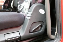 中国重汽HOWO G5M 220马力 单排栏板轻卡底盘(国六)(ZZ1187K521GF1)