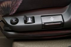 中国重汽HOWO G5M 220马力 单排栏板轻卡底盘(国六)(ZZ1187K521GF1)