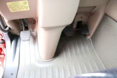 中国重汽HOWO G5M 220马力 单排栏板轻卡底盘(国六)(ZZ1187K521GF1)