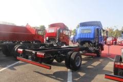 南骏汽车 瑞捷D50G 170马力 排半栏板轻卡