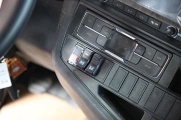 �й����� �ǵ¿�SITRAK G7H�ؿ� 400���� 6X4 6����ж��(ZZ3256N414SE1)ͼƬ