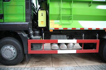 �й����� �ǵ¿�SITRAK G7H�ؿ� 400���� 6X4 6����ж��(ZZ3256N414SE1)ͼƬ