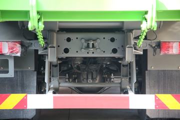 �й����� �ǵ¿�SITRAK G7H�ؿ� 400���� 6X4 6����ж��(ZZ3256N414SE1)ͼƬ