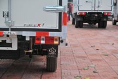 长安跨越王 X1 1.5L 汽油 112马力 2.585米单排厢式微卡(单后轮)(国六)(SC5031XXYXND64)