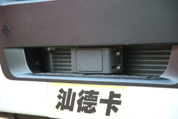 榆林泉财汽贸年底大放送，中国重汽汕德交5千抵1万在送5千元气卡