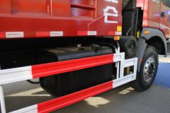 福田 欧曼VT 9系重卡 340马力 6X4 5.8米自卸车(VT-2490驾驶室)(BJ3258DLPJE-10)