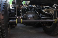 福田 欧曼ETX 9系重卡 350马力 6X4 5.8米LNG自卸车(底盘)(BJ3253VLPCE-1)