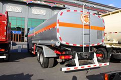 福田 欧曼ETX 260马力 8X2 油罐车(ETX-2200高顶驾驶室)