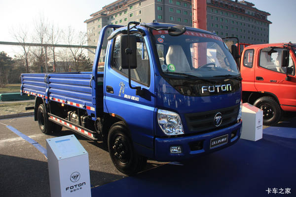 福田 奥铃捷运 120马力 4X2 5.2米单排栏板载货车(BJ1051VBJFA-S)