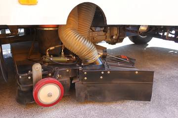 ���� ŷ����1ϵ 80���� 4X2 ������(BJ5071TCAEV-1)ͼƬ