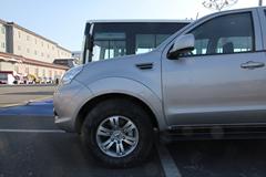 2011款福田 拓陆者 越野版 2.8L柴油 双排皮卡