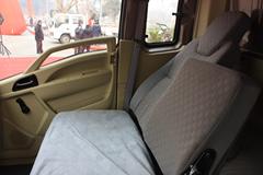 中国重汽HOWO 悍将 140马力 翼开启厢式载货车