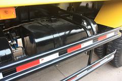 中国重汽 黄河 130马力 4.28米自卸车(ZZ3167F3615C1)