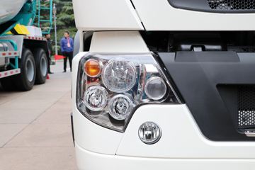 �й�����HOWO TX5 6X4 ���Ŵ��綯����������(ZZ1257V464GZ1EV)314kWhͼƬ