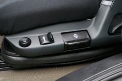 中国重汽HOWO TX5 6X4 单排纯电动环卫车底盘(ZZ1257V464GZ1EV)314kWh