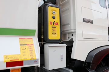 �й�����HOWO TX ���ذ� 400���� 8X4 5.4����ж��ͼƬ