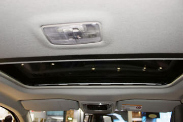 ���� ��9 2019�� ������ 2.0T���� 220���� 6���ֶ� ���� ˫��SUV������Ƥ��ͼƬ