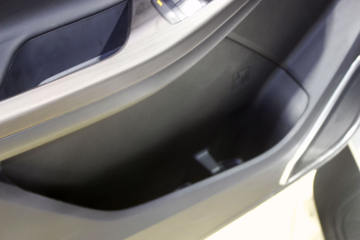 ���� ��9 2019�� ������ 2.0T���� 220���� 6���ֶ� ���� ˫��SUV������Ƥ��ͼƬ