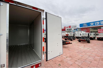 ������Խ �±�T3 1.5L ���� 112���� 3.04�׵�����ʽ΢��(������)(����)(SC5031XXYTMD61)ͼƬ