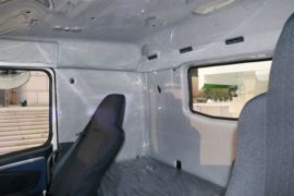 HOWO T7H&nbsp;自卸车驾驶室                                               图片