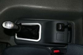 HOWO T7H&nbsp;自卸车驾驶室                                               图片