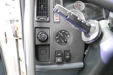 �й����� HOWO T7H�ؿ� 440���� 8X4 LNG��ж��(����)(ZZ3317V306HF1L)ͼƬ