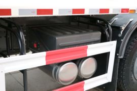 HOWO T7H&nbsp;自卸车底盘                                                图片