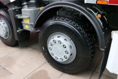 中国重汽 HOWO T7H重卡 440马力 8X4 LNG自卸车(国六)(ZZ3317V306HF1L)