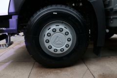 中国重汽 HOWO T7H重卡 440马力 8X4 LNG自卸车(国六)(ZZ3317V306HF1L)