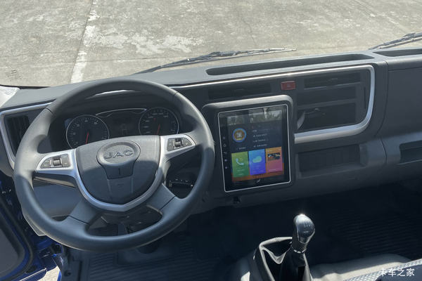 ����ͨ�������ڼ�&nbsp;˧��Q6�ػ�����ʱ�Ż�