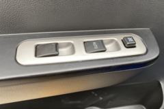 长安跨越者D5 PLUS 标准版 1.8L 125马力 3.05米双排栏板小卡(国六)(SC1031UFS63)