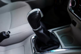 远程E5L&nbsp;电动封闭厢货驾驶室图片