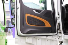 陕汽重卡 德龙X6000 660马力 6X4牵引车(国六)(SX4259Y9334)