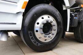 德龙M6000&nbsp;油罐车外观图片