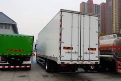 陕汽 德龙M6000 336马力 4X2 中置轴列车(国六)