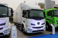 陕汽 德龙M6000 336马力 4X2 中置轴列车(国六)