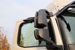 陕汽重卡 德龙X6000 490马力 6X4 AMT自动挡危险品牵引车(国六)(SX4259YY334C)