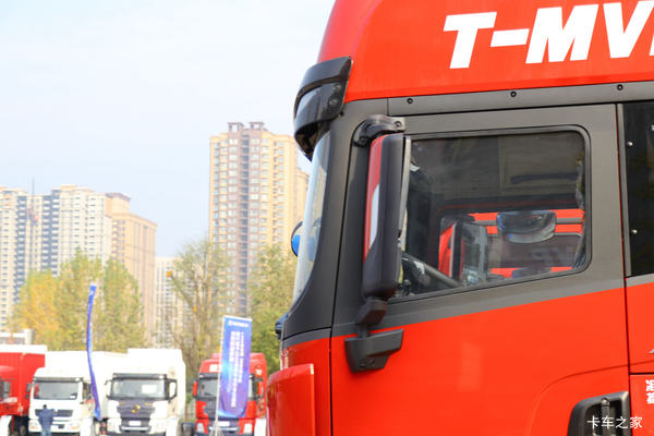 降价促销 德龙X3000牵引车仅售41.50万