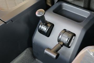 �����ؿ� ����X3000 �������� 460���� 6X4 LNGǣ����(����)(SX4259XD4TLQ1)ͼƬ