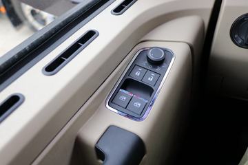 �����ؿ� ����X5000 550���� 6X4ǣ����(����)ͼƬ