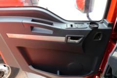 陕汽重卡 德龙新M3000 标柜版 340马力 4X2 牵引车(10挡)(SX4180MB1B)
