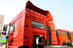 陕汽重卡 德龙新M3000 标柜版 340马力 4X2 牵引车(10挡)(SX4180MB1B)