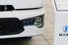 陕汽重卡 德龙L6000 16T 4X2 7.75米排半电动载货车(SX1160KR571N)255.5kWh